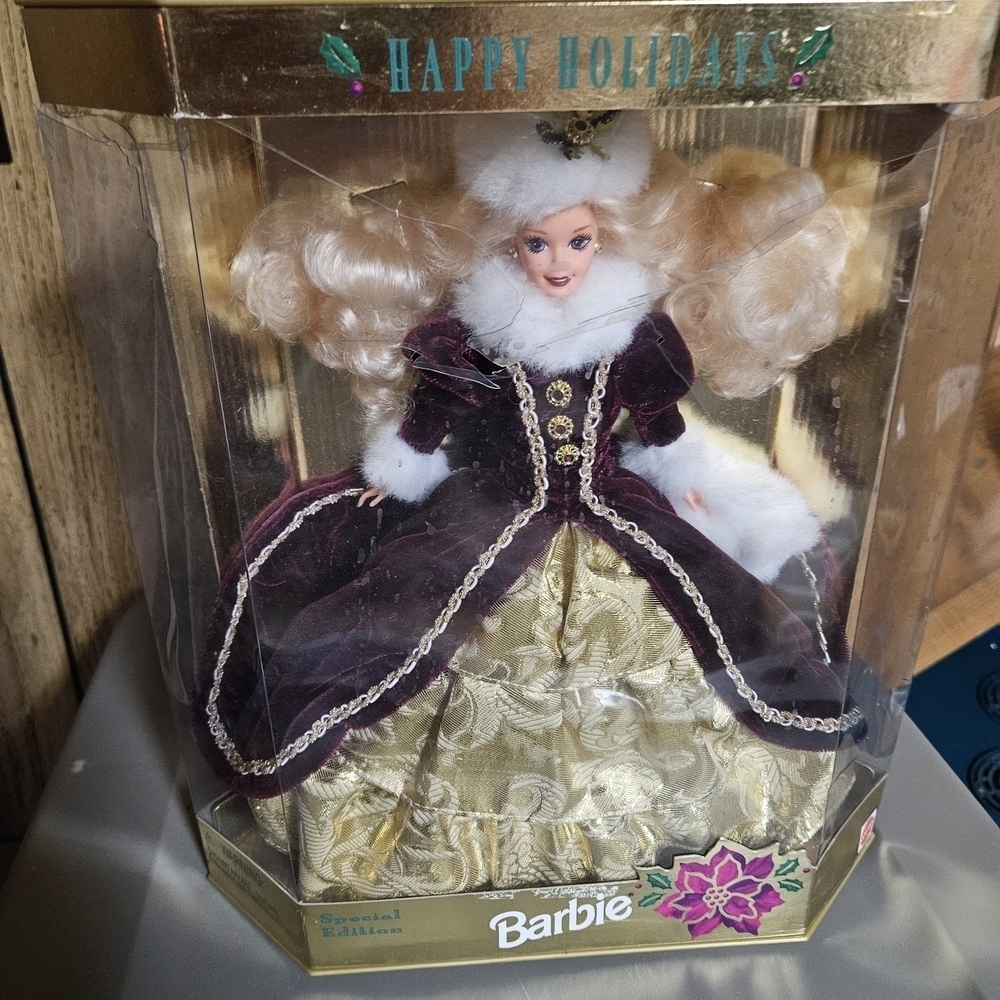 Barbie Holiday 1996 Doll Burgundy and Gold Gown